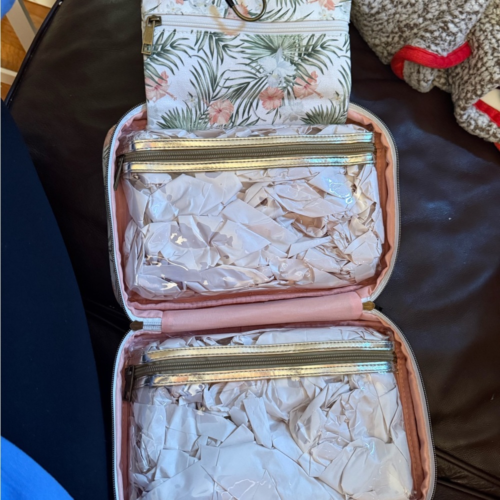 Cosmetic Travel Bag